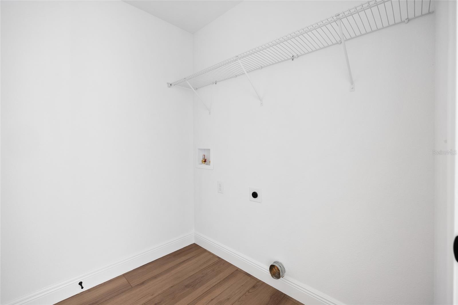 Image 16 of 34 For 13081 107th Street