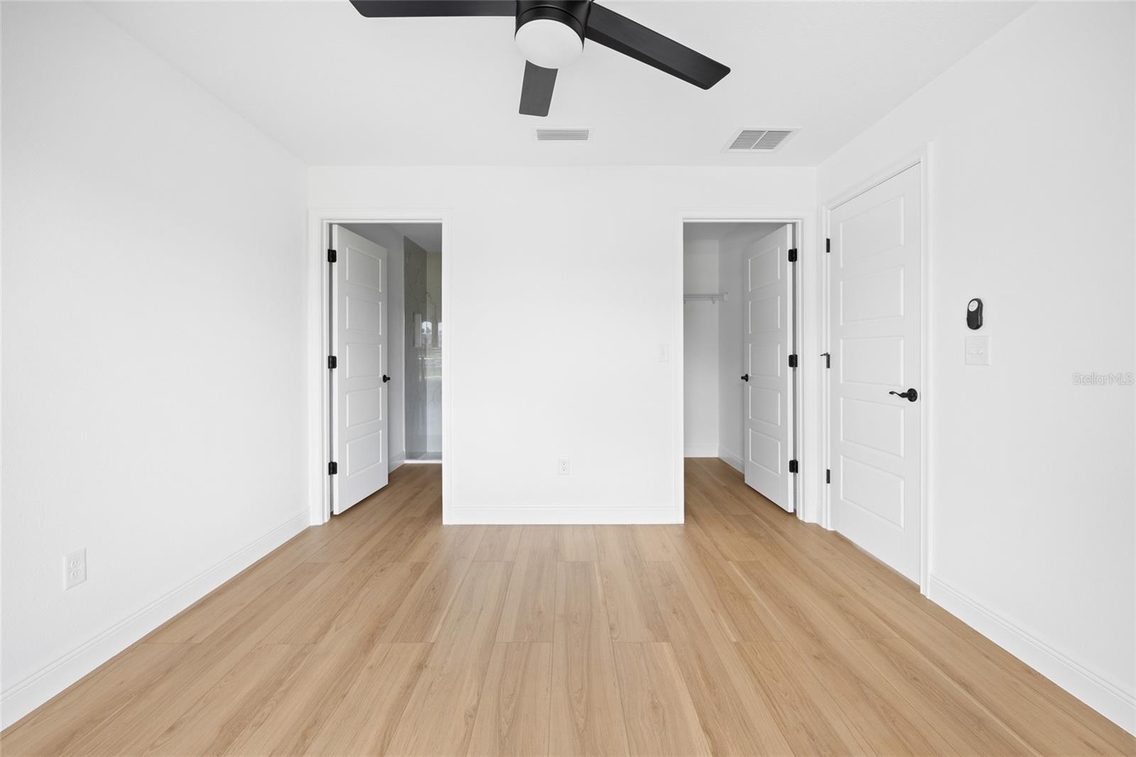 Image 9 of 34 For 13081 107th Street