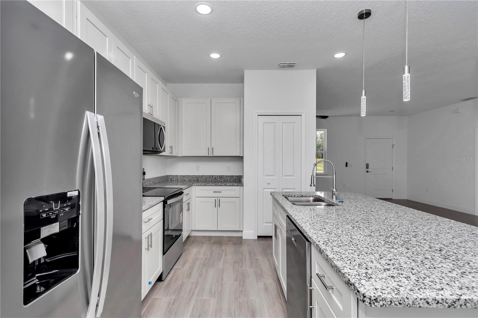 Image 19 of 46 For 7858 Merrimac Way