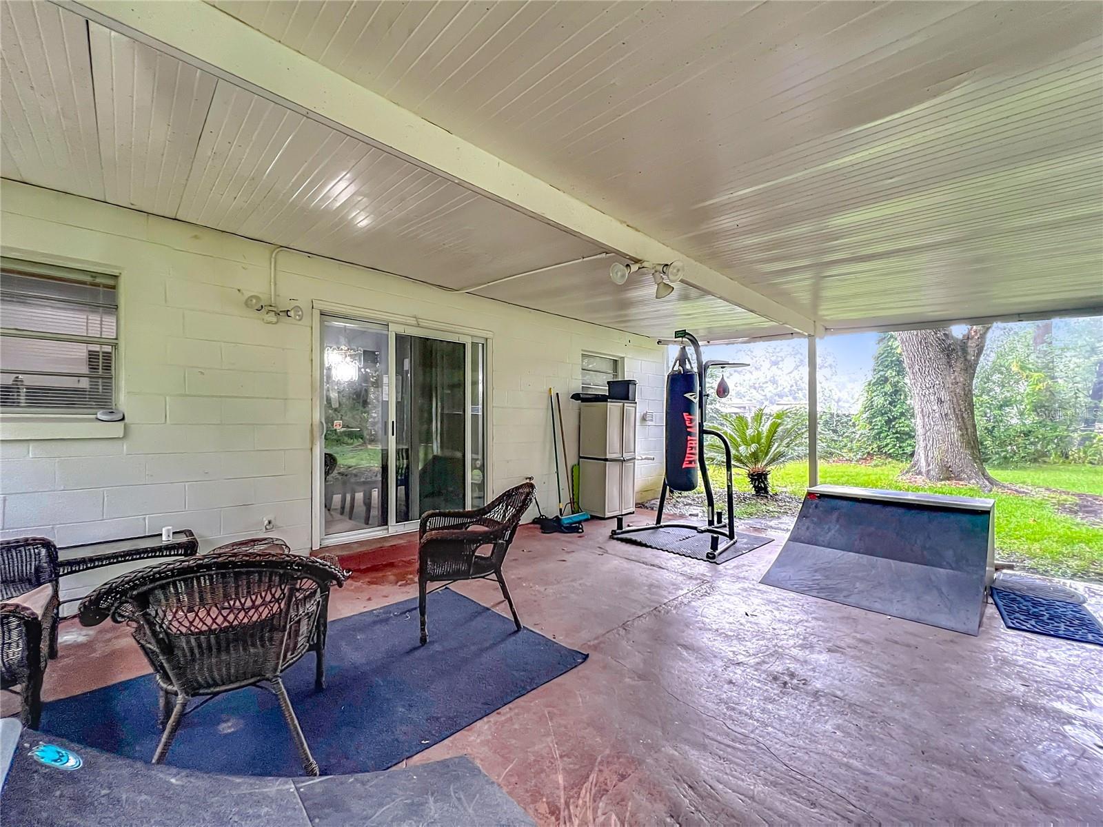 Image 22 of 40 For 3611 15th Avenue