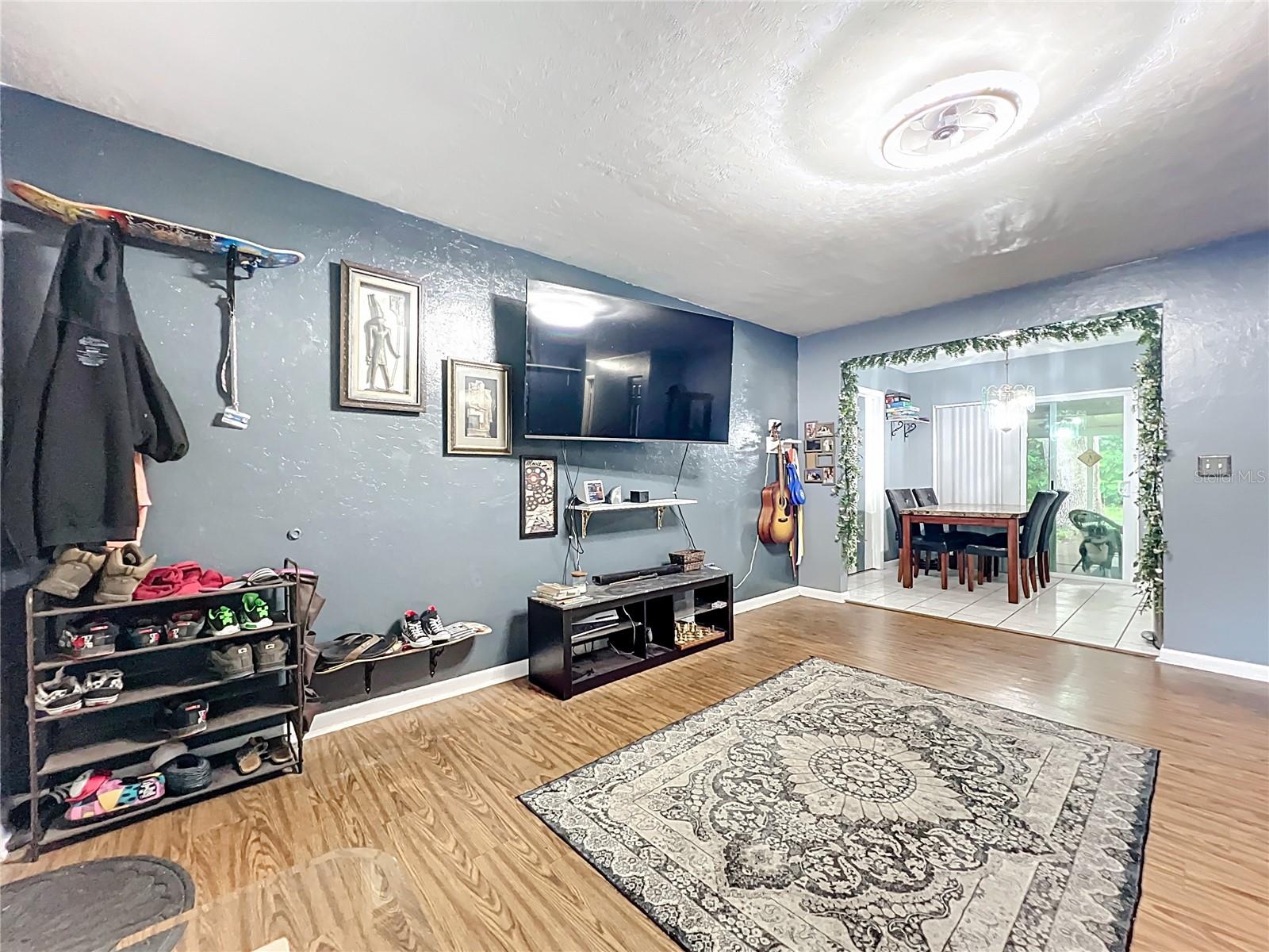 Image 3 of 40 For 3611 15th Avenue