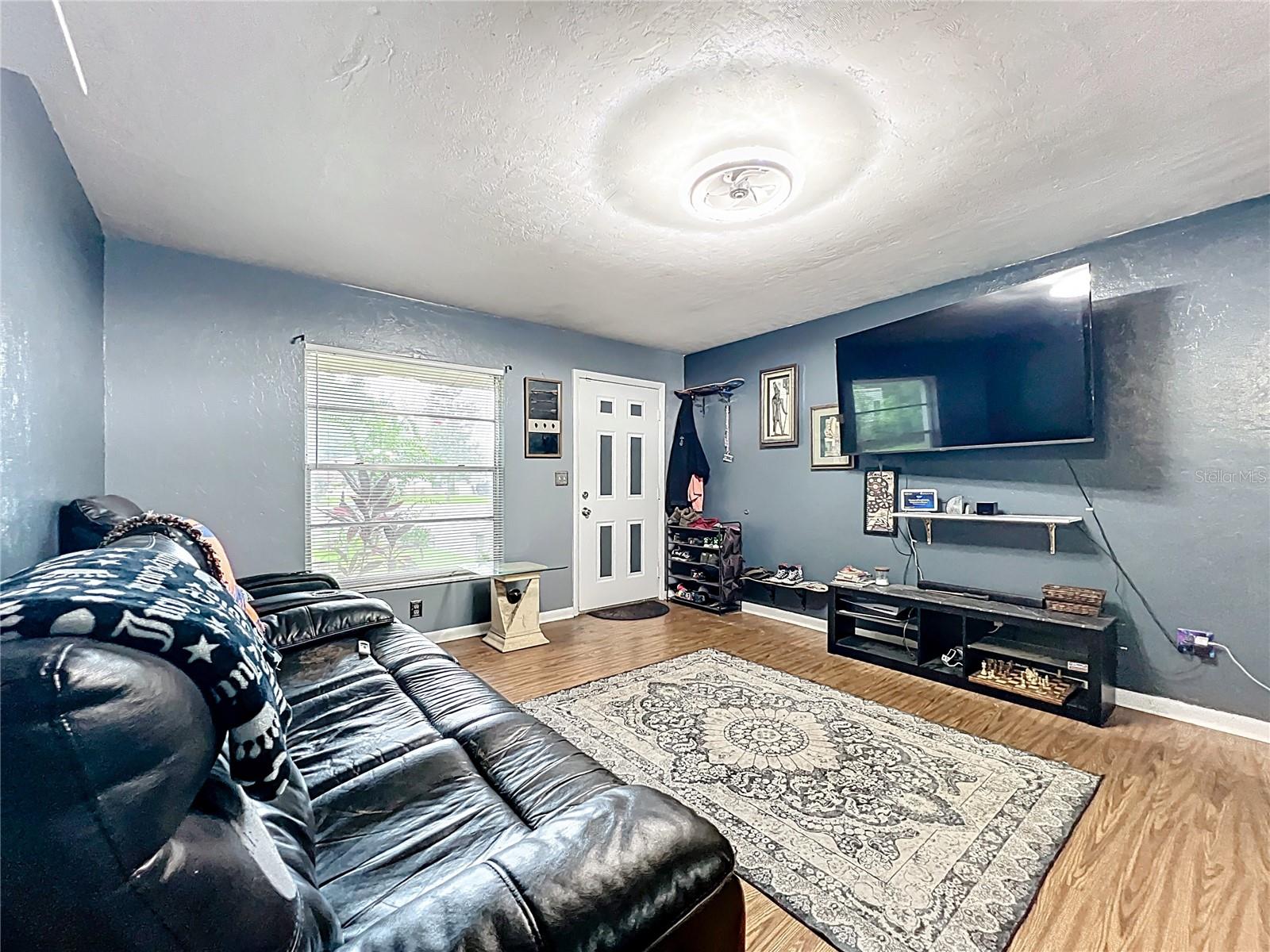 Image 4 of 40 For 3611 15th Avenue