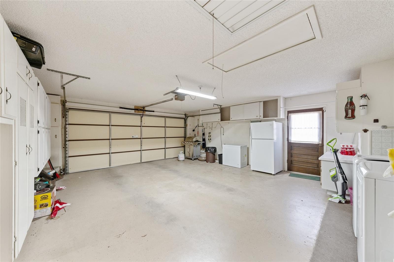 Image 37 of 45 For 36903 Hilltop Drive