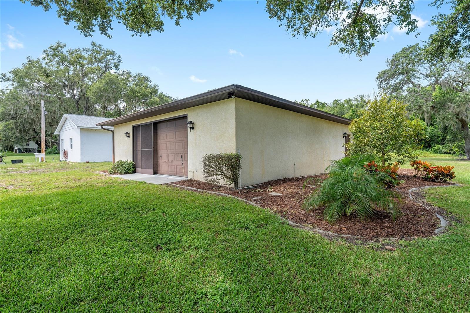 Image 5 of 45 For 36903 Hilltop Drive