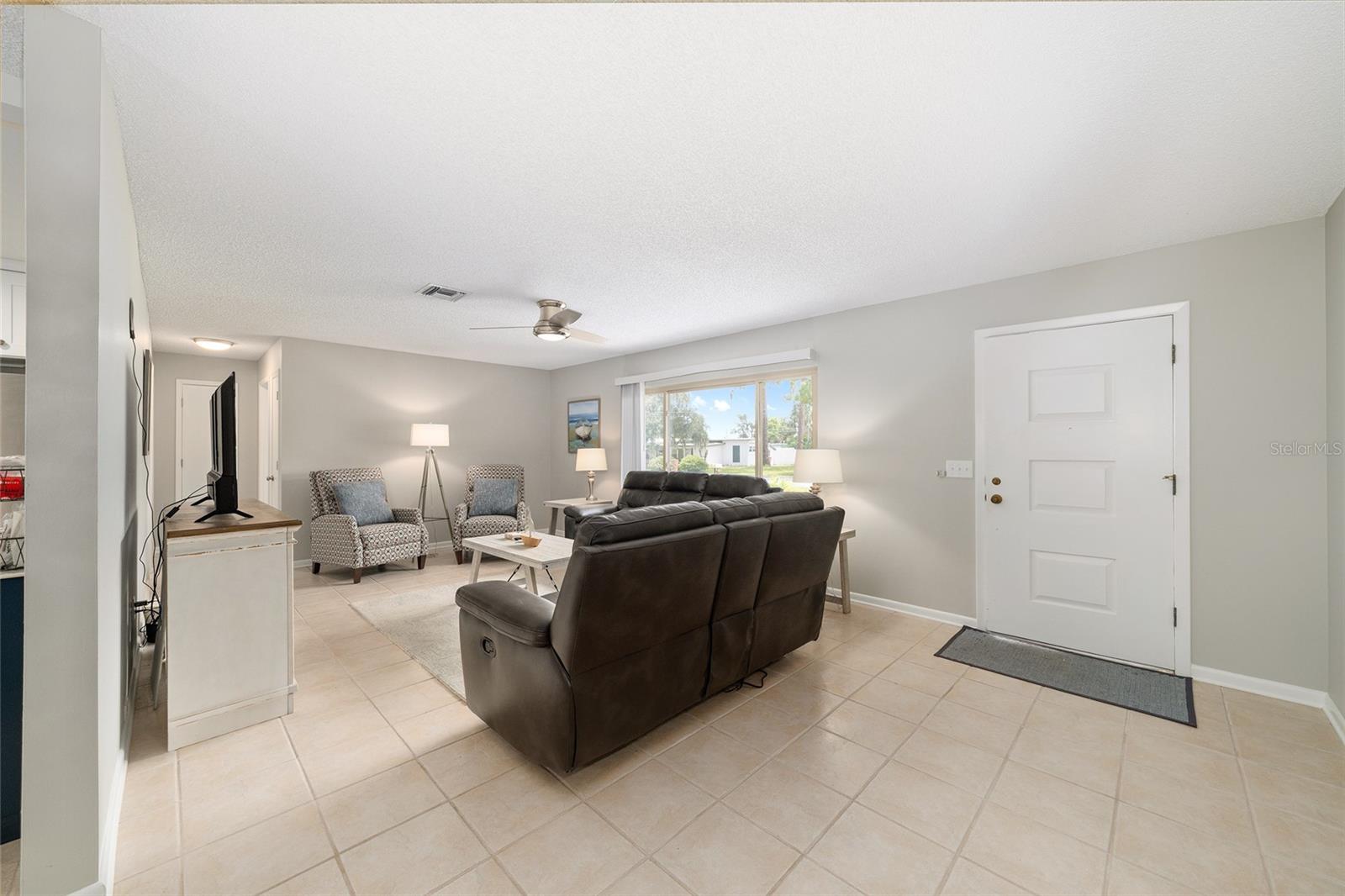 Image 9 of 45 For 36903 Hilltop Drive