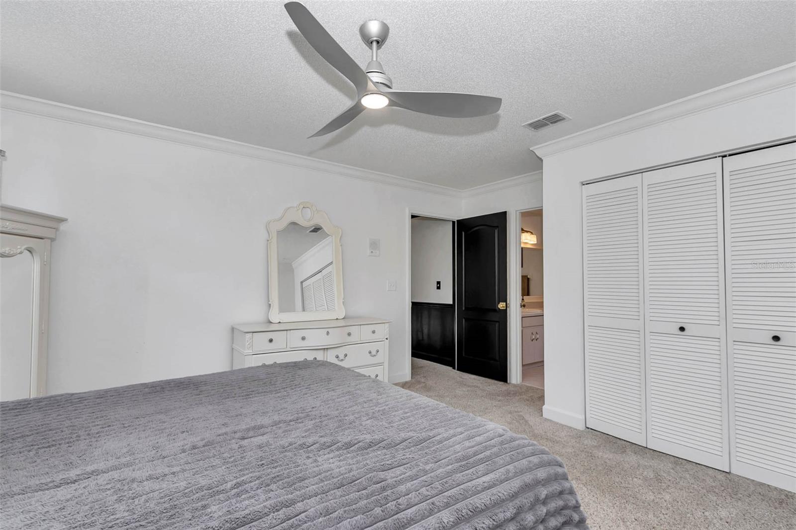 Image 43 of 57 For 9 Forest View Way