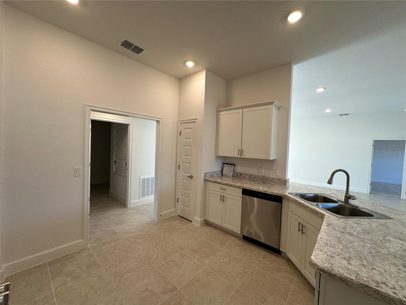 Image 23 of 24 For 5 Cedar Pass