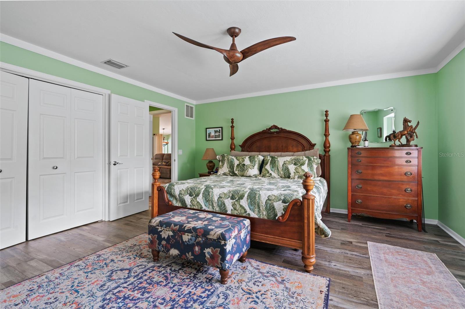 Image 34 of 69 For 4577 Tomahawk Drive