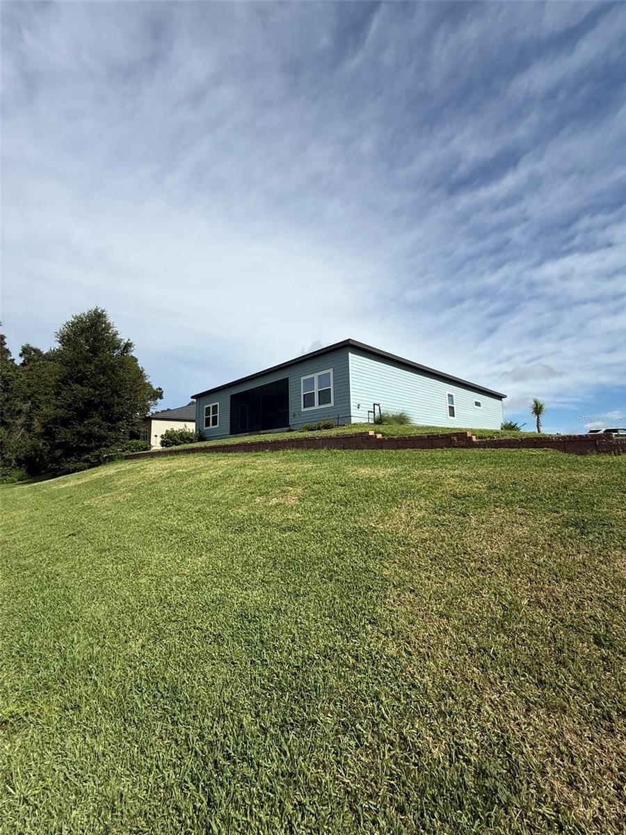 Listing photo id 23 for 19444 78th Place