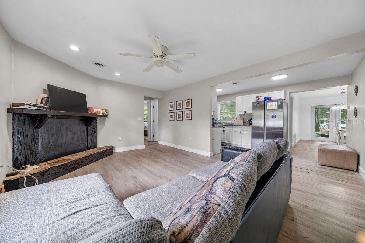 Image 6 of 37 For 2025 39th Street