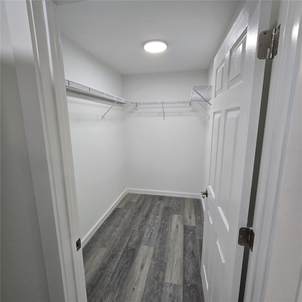 Image 11 of 30 For 2984 140th Lane