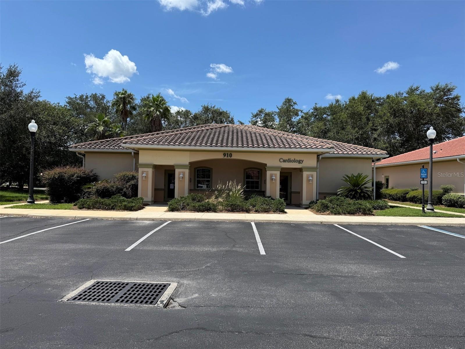 Details for 1400 Us Hwy 441, Building 910  912, LADY LAKE, FL 32159