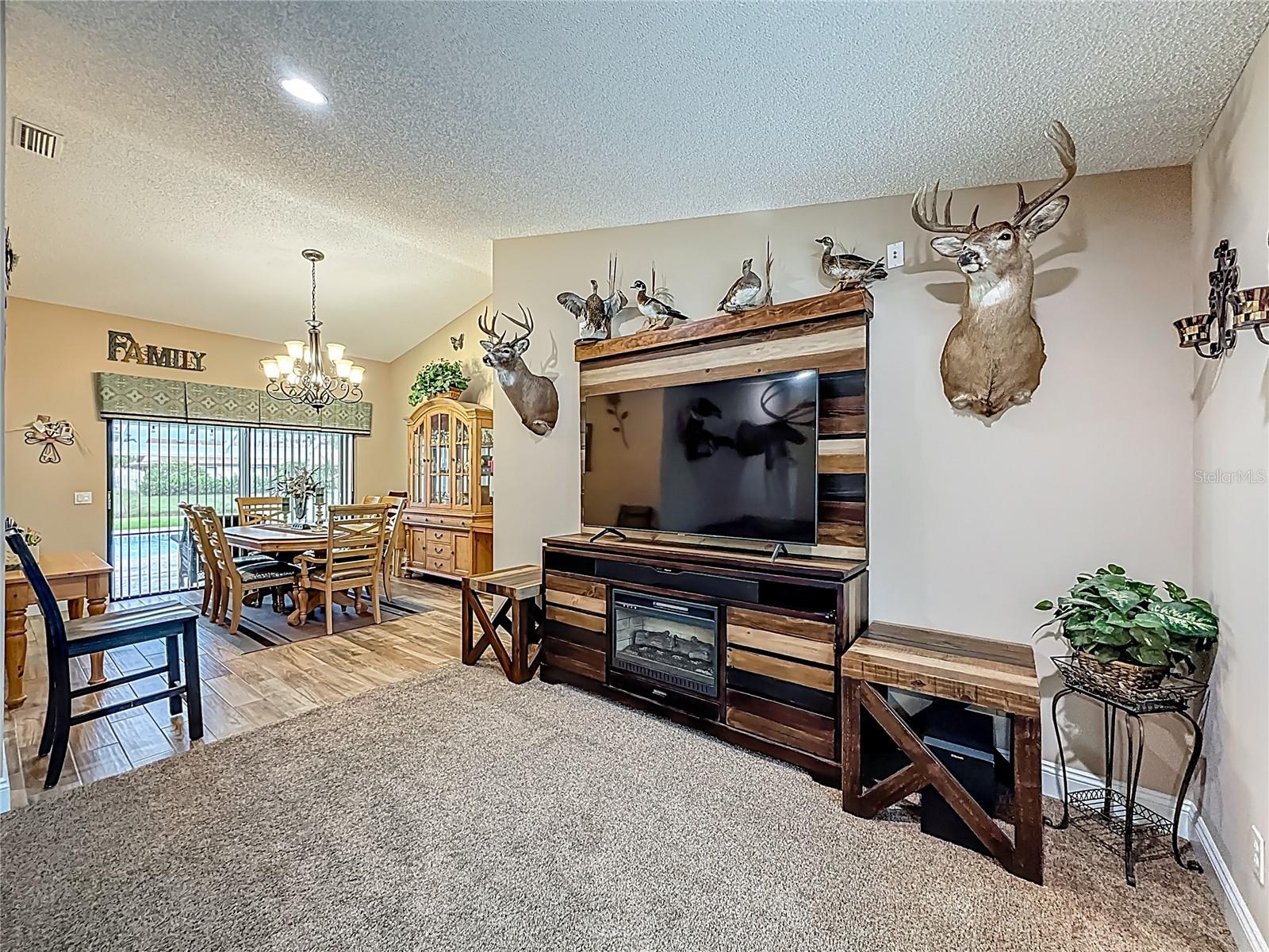 Image 14 of 57 For 13812 Columbine Avenue
