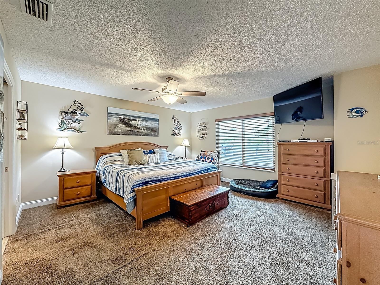 Image 37 of 57 For 13812 Columbine Avenue