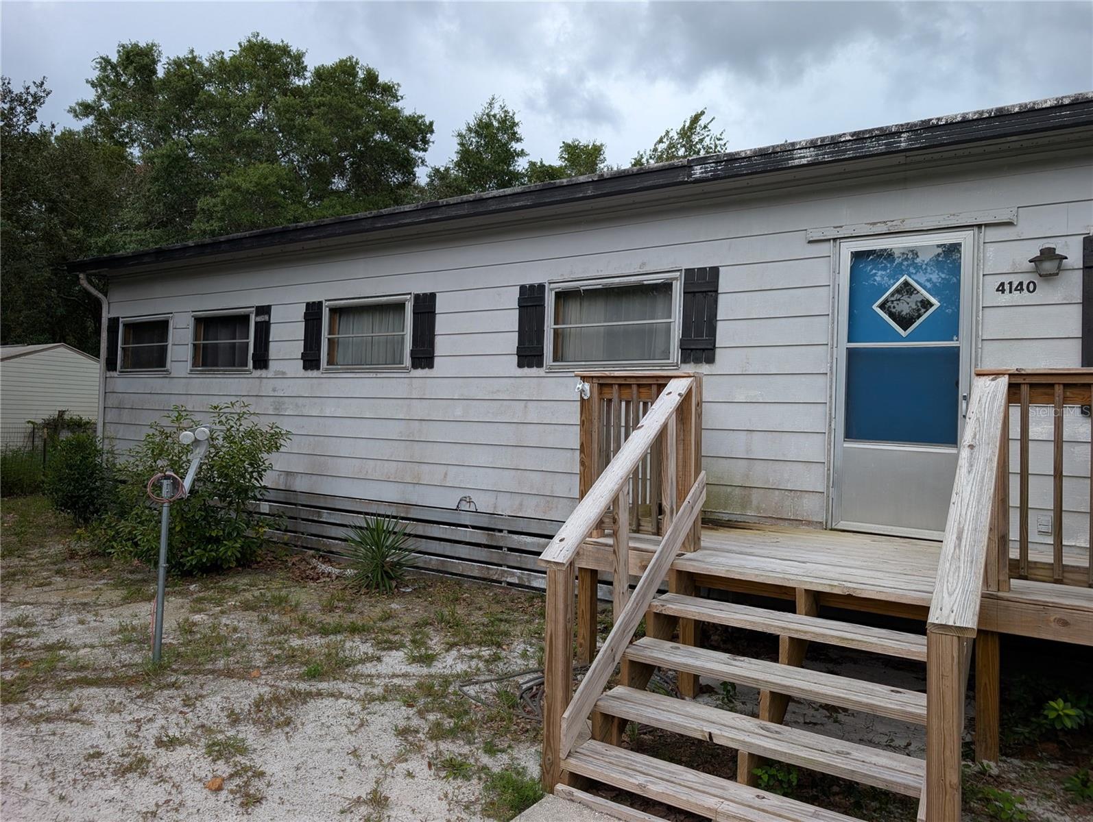 Listing photo id 27 for 4140 Riverside Drive