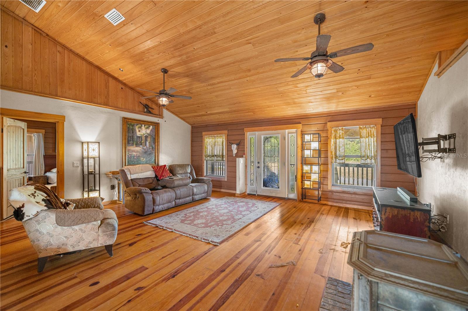 Image 15 of 35 For 11351 93rd Terrace