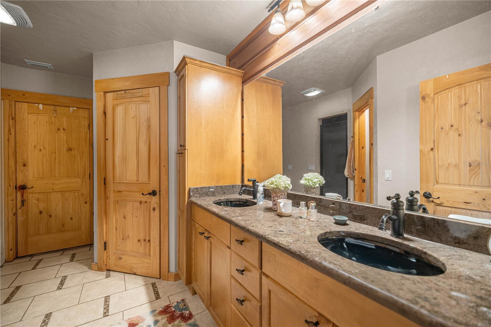 Image 20 of 35 For 11351 93rd Terrace