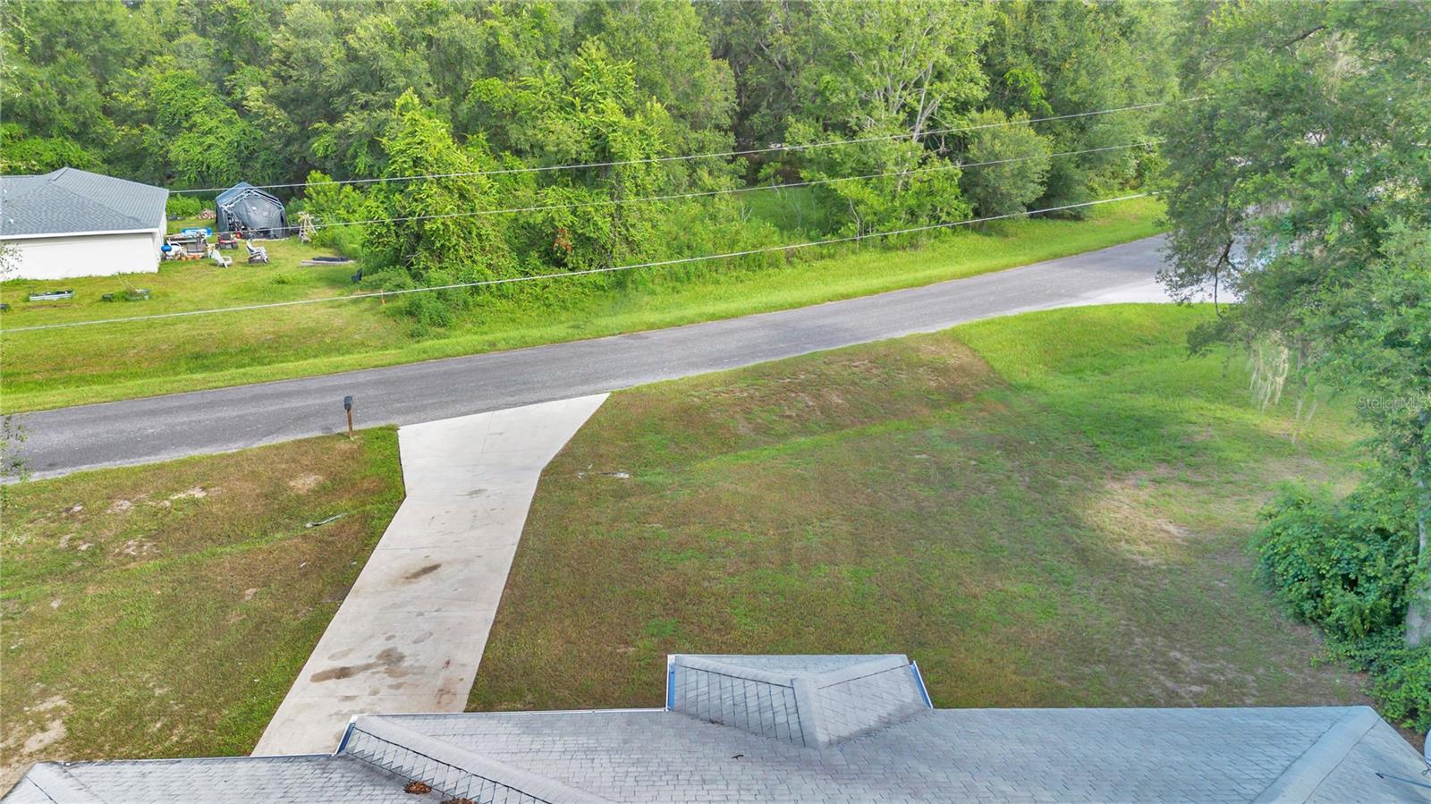 Image 31 of 40 For 460 Locust Road