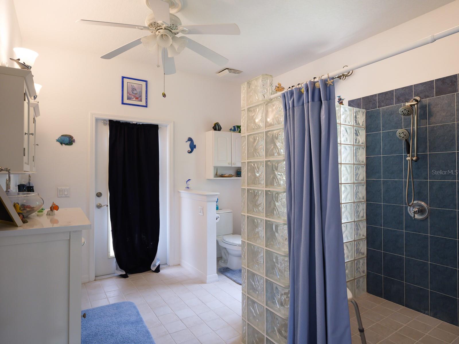 Image 45 of 94 For 5432 Pecos Terrace