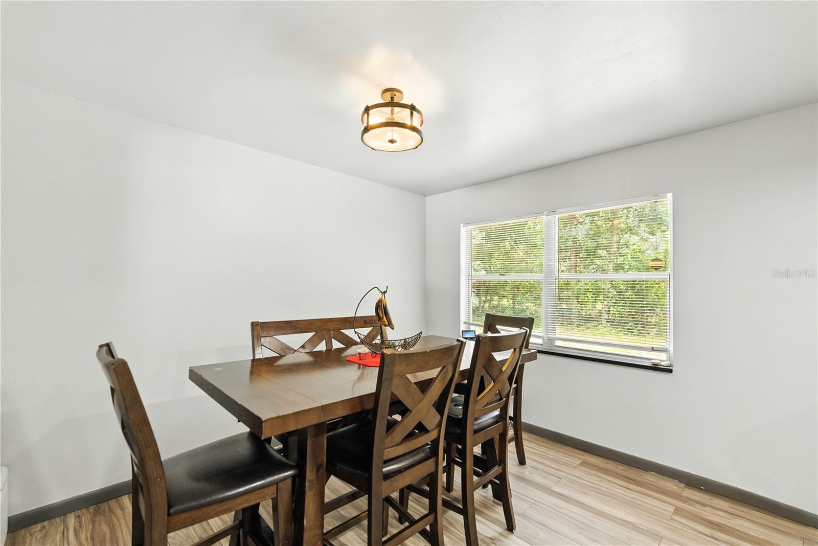Listing photo id 8 for 2449 40th Street
