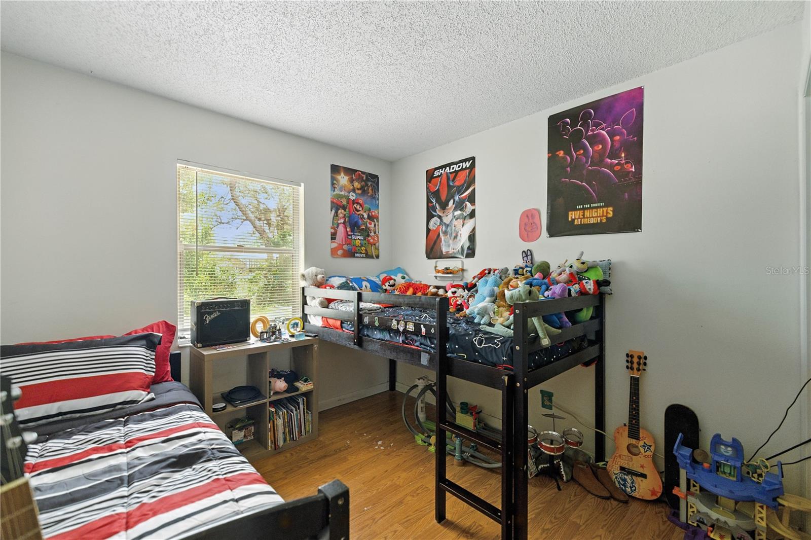 Listing photo id 12 for 2449 40th Street