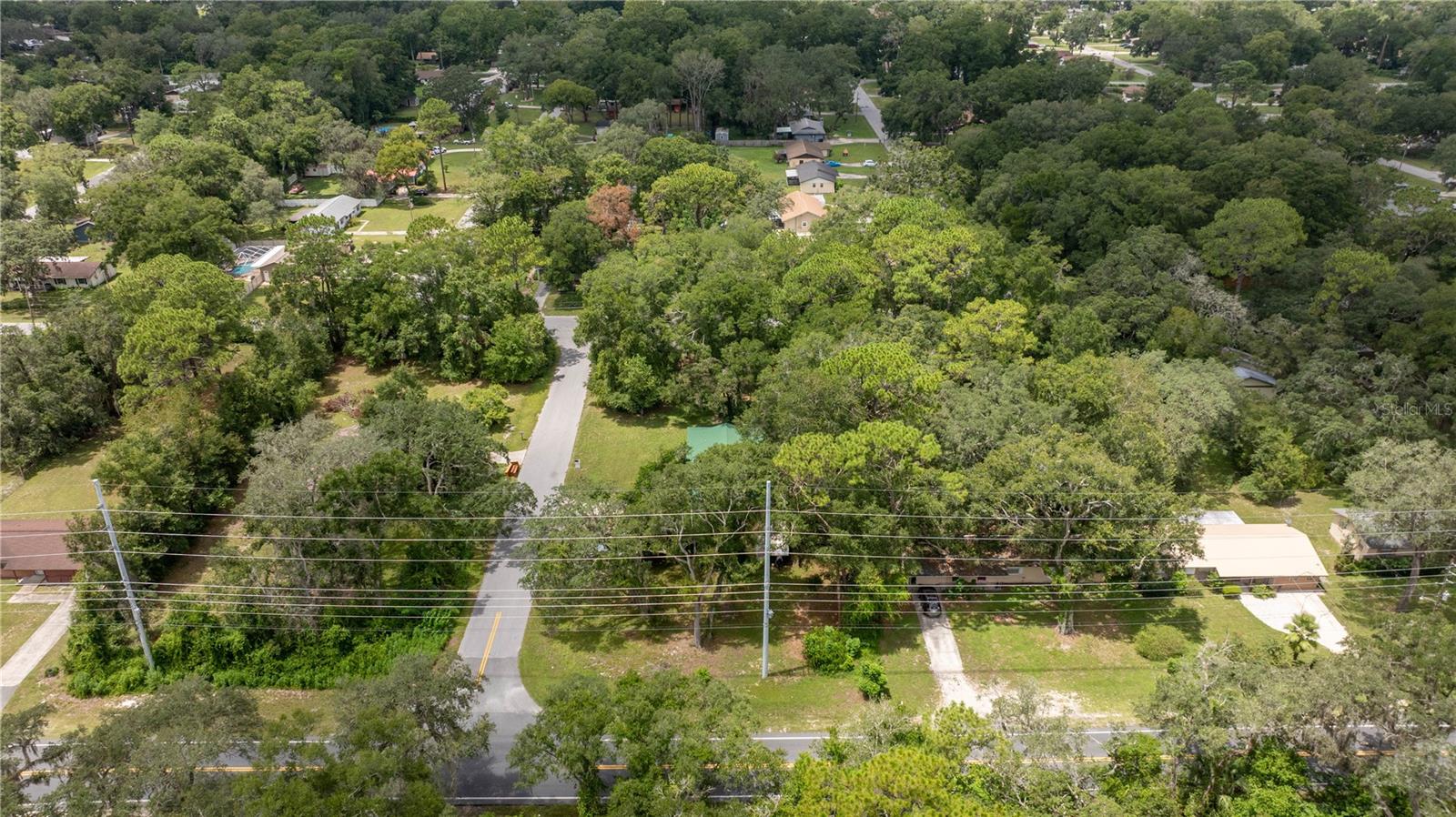 Listing photo id 28 for 2449 40th Street