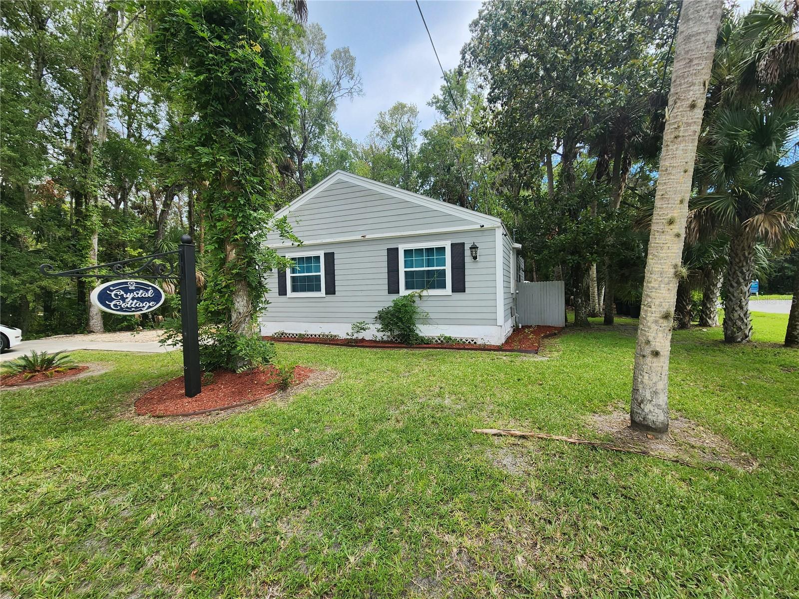 Image 4 of 40 For 110 Crystal Street