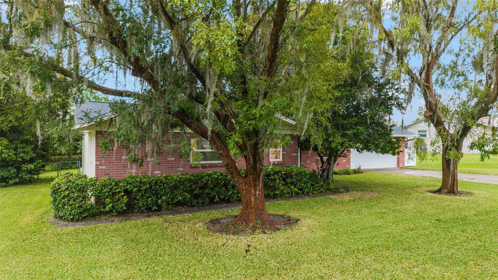 Image 7 of 83 For 3561 30th Terrace