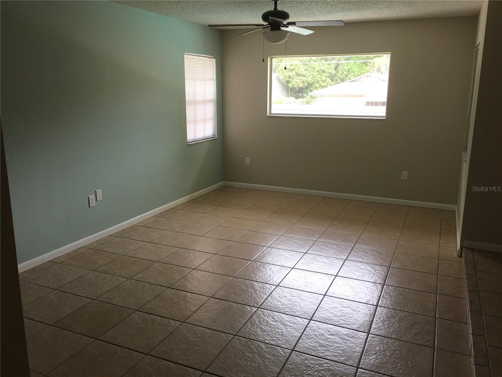 Image 11 of 29 For 210 53rd Court