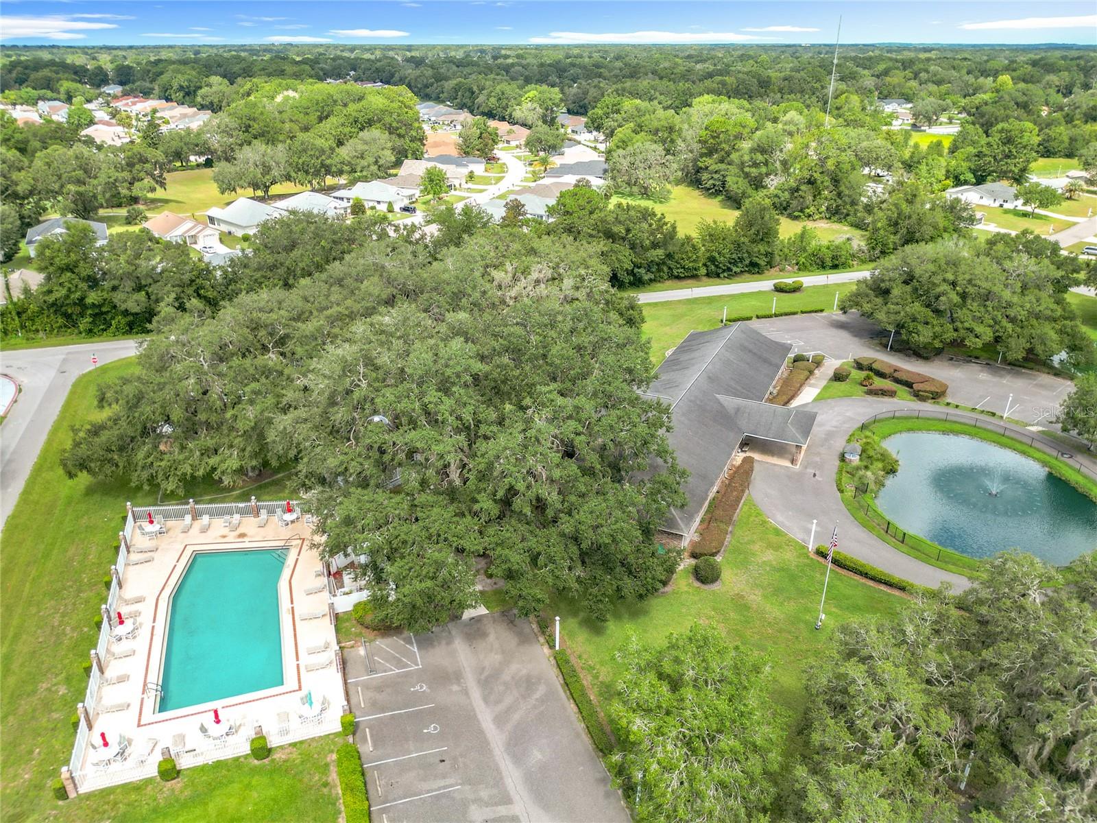 Image 41 of 50 For 6468 107th Place