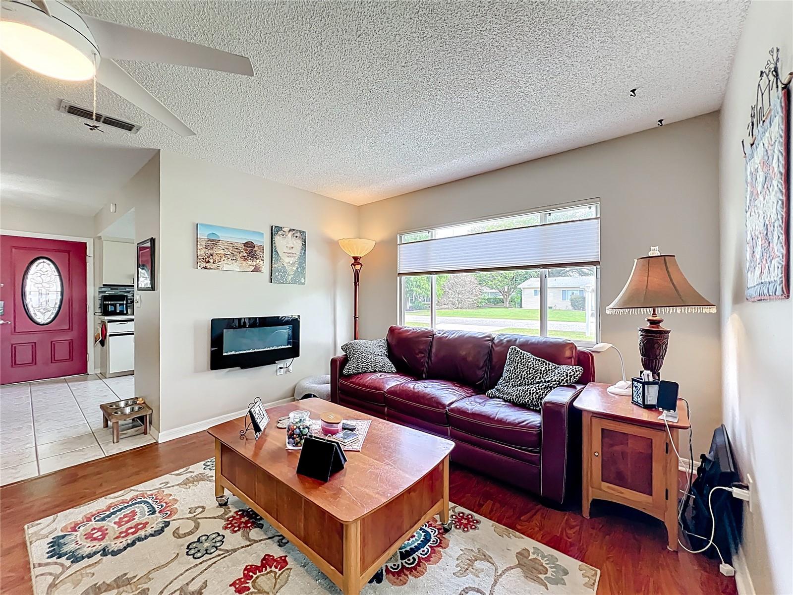 Image 5 of 50 For 6468 107th Place