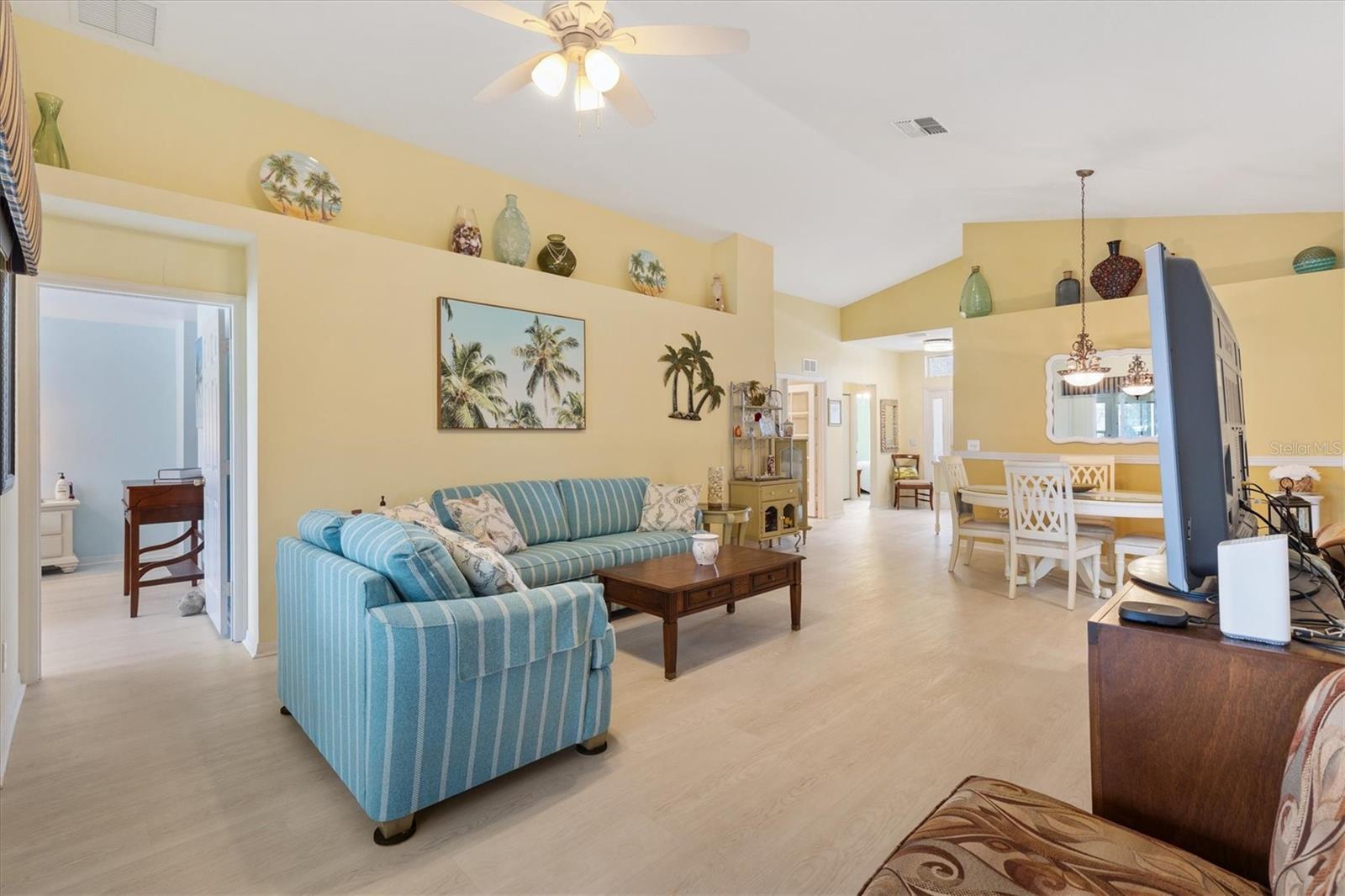 Image 6 of 52 For 17508 119th Circle