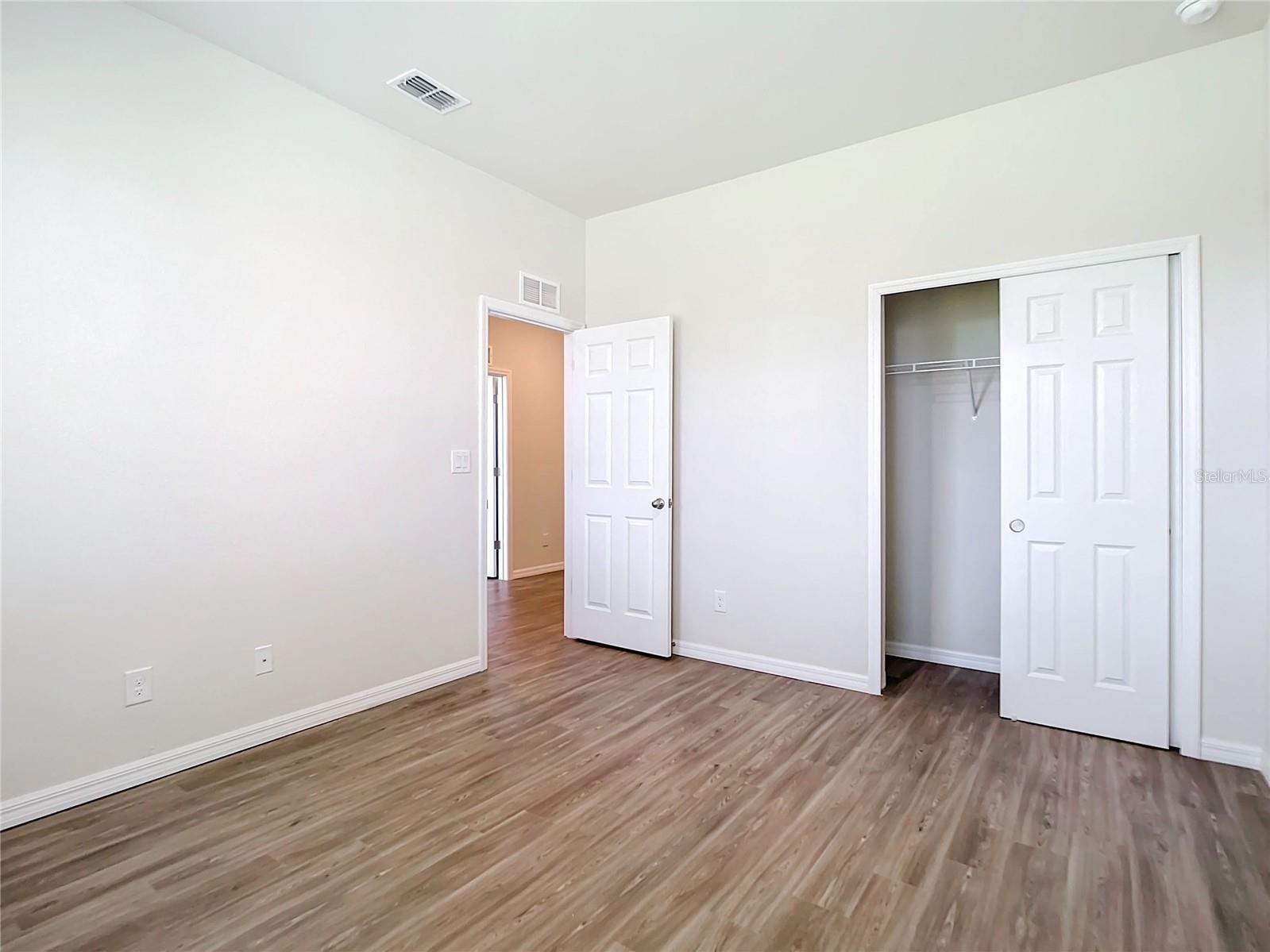Image 11 of 24 For 27287 Deep Creek Boulevard