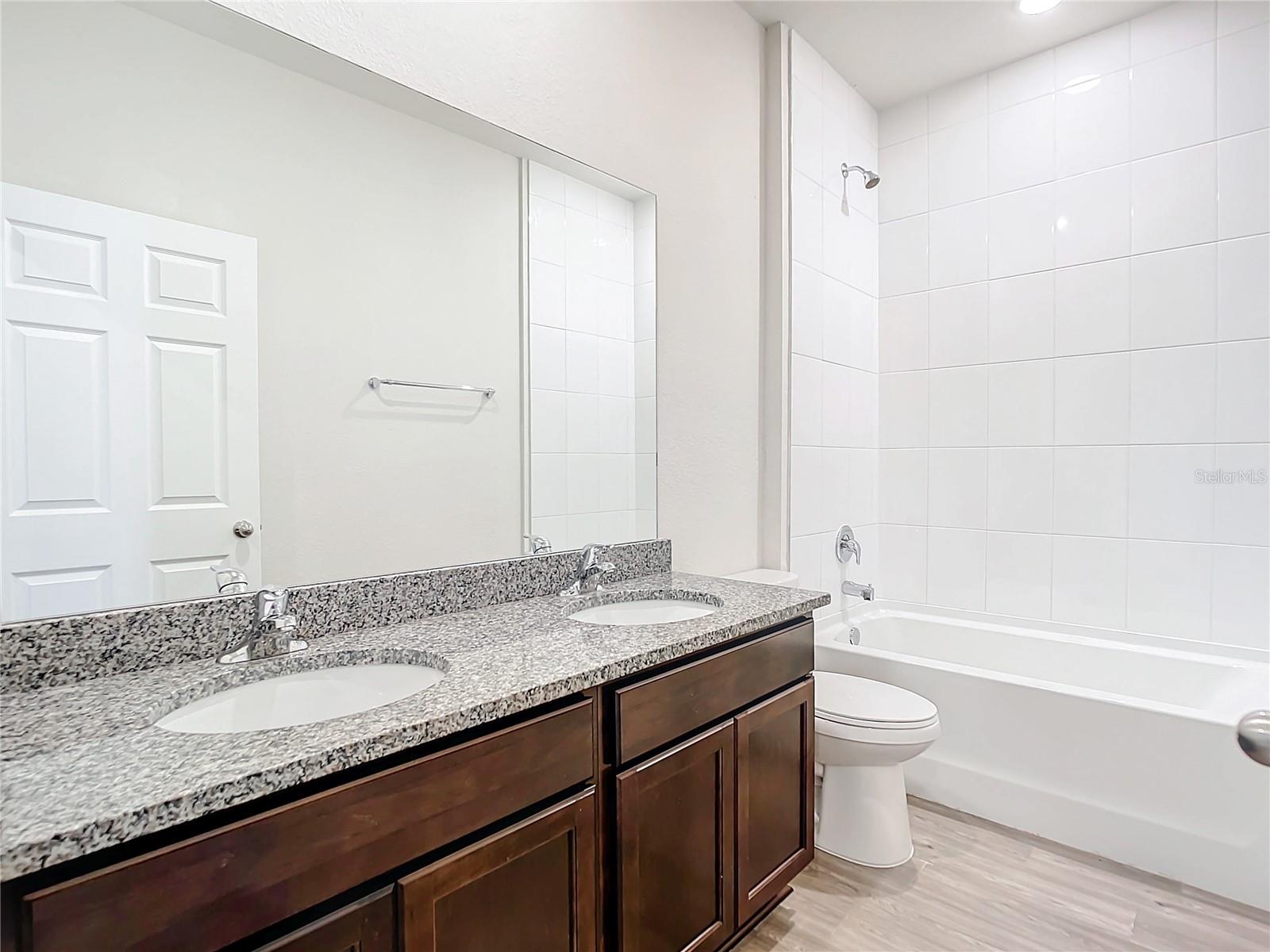 Image 13 of 24 For 27287 Deep Creek Boulevard