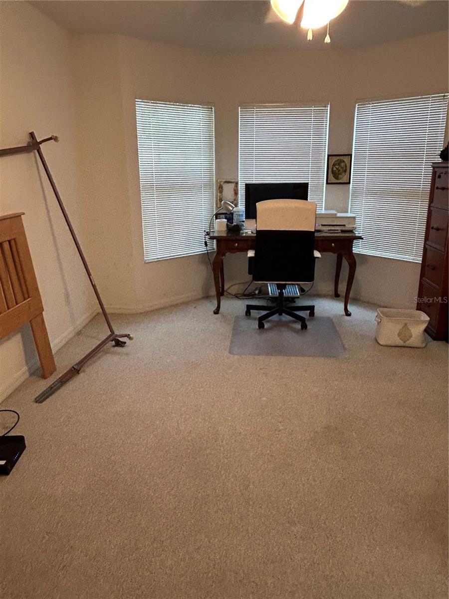 Image 9 of 11 For 8310 79 Circle