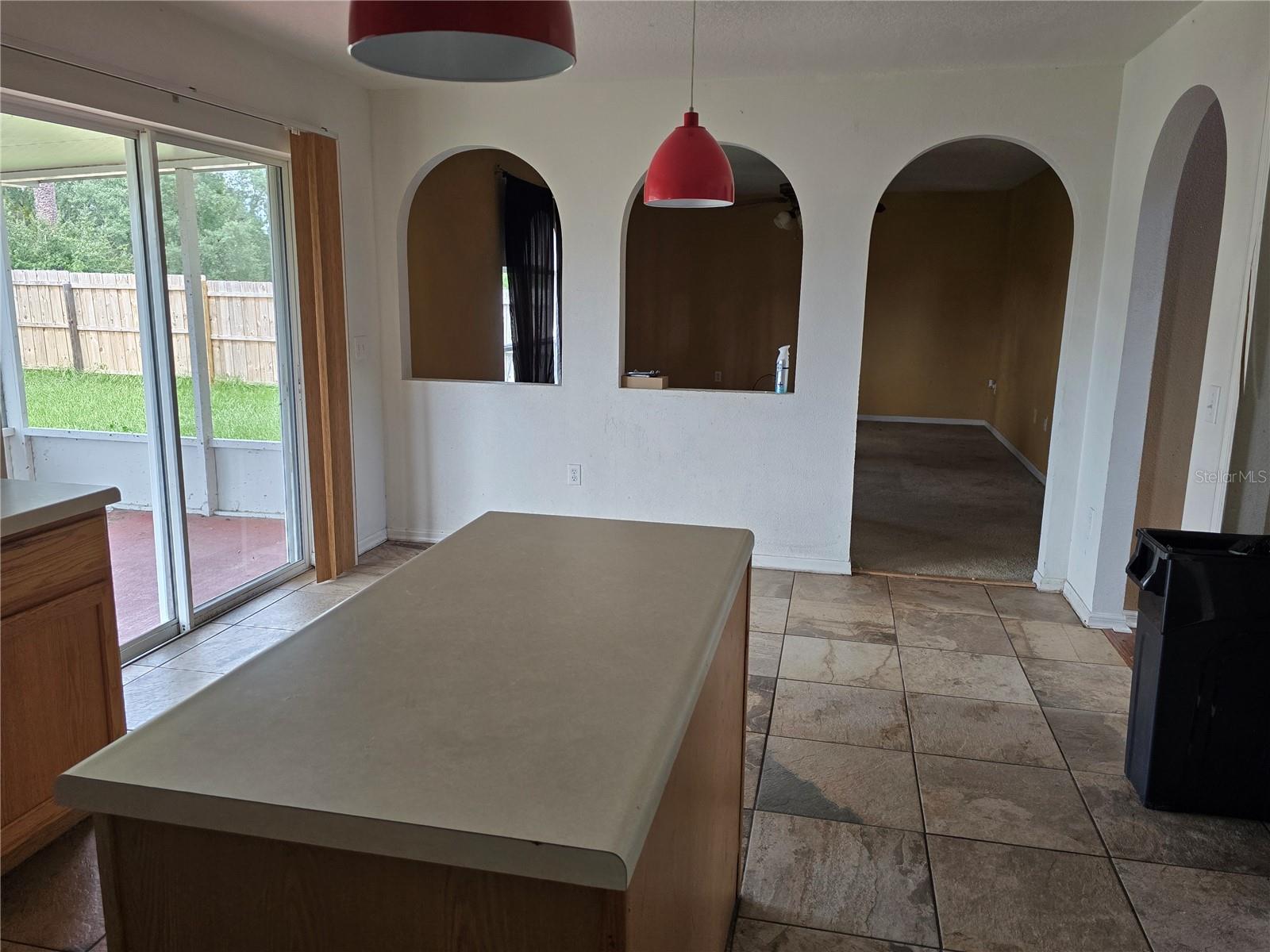 Image 7 of 17 For 2731 161st Loop
