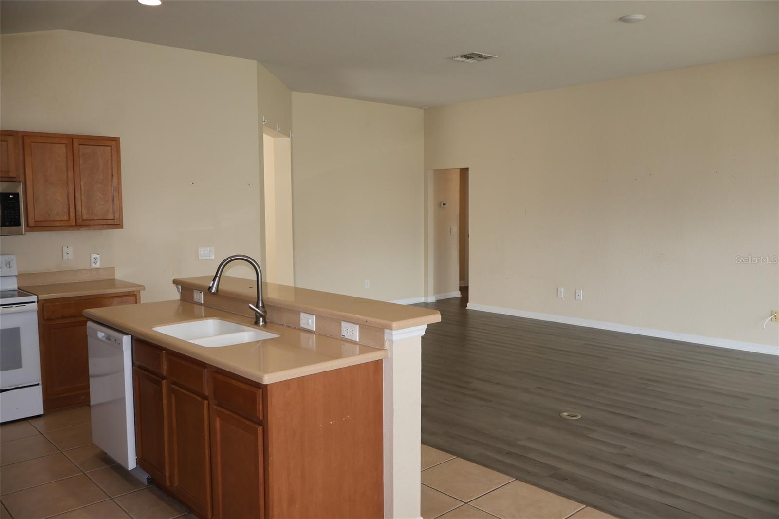 Image 10 of 38 For 5544 40th Street