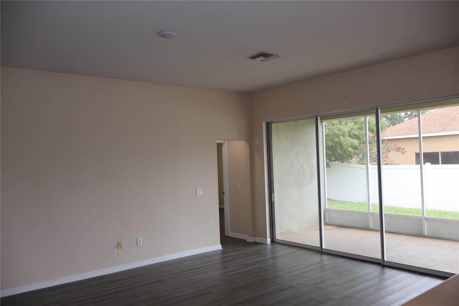 Image 11 of 38 For 5544 40th Street