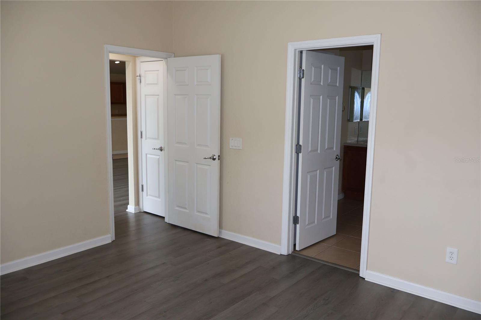 Image 17 of 38 For 5544 40th Street