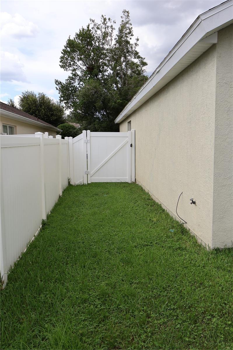 Image 19 of 38 For 5544 40th Street