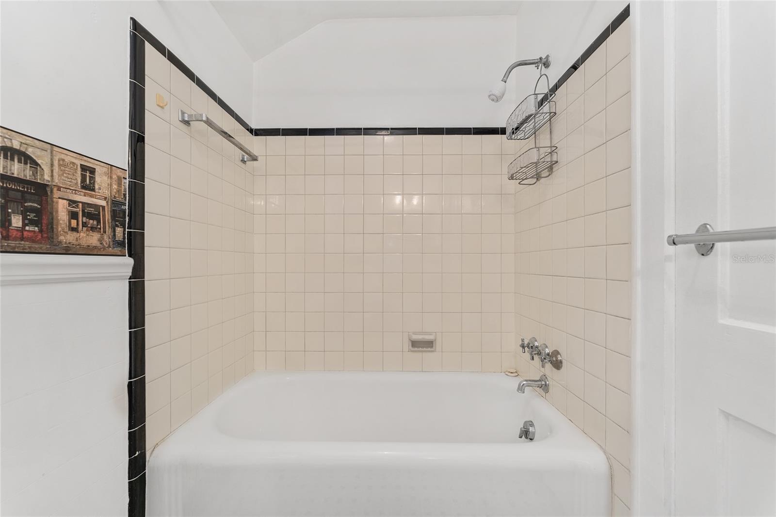Image 25 of 26 For 1226 9th Avenue