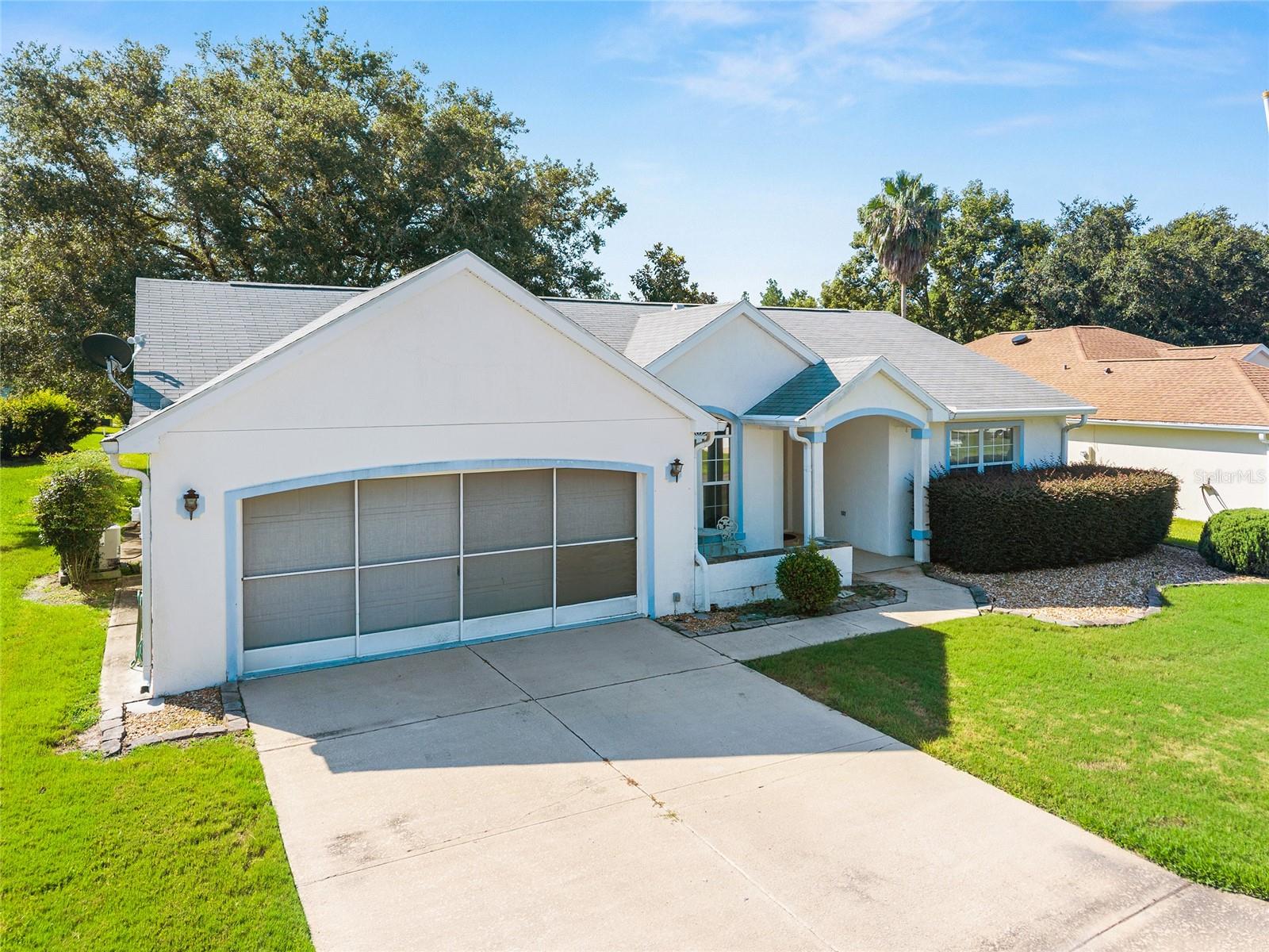 Image 2 of 40 For 11631 Sw 71st Cir