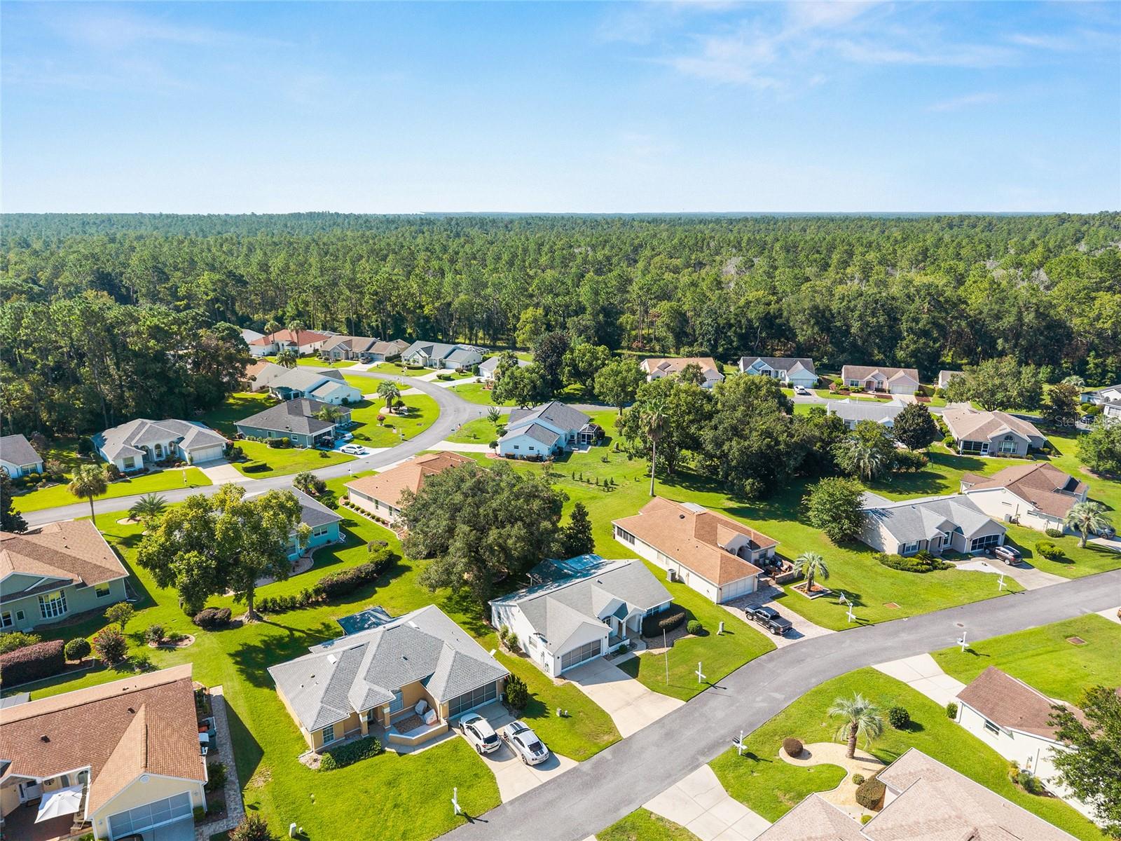 Image 34 of 40 For 11631 Sw 71st Cir