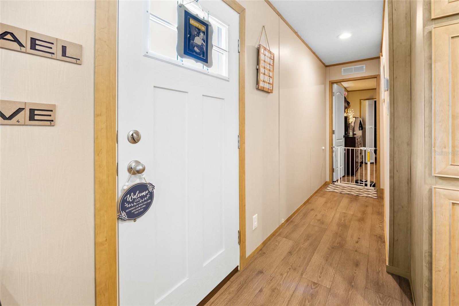 Image 12 of 23 For 8444 Jennifer Court