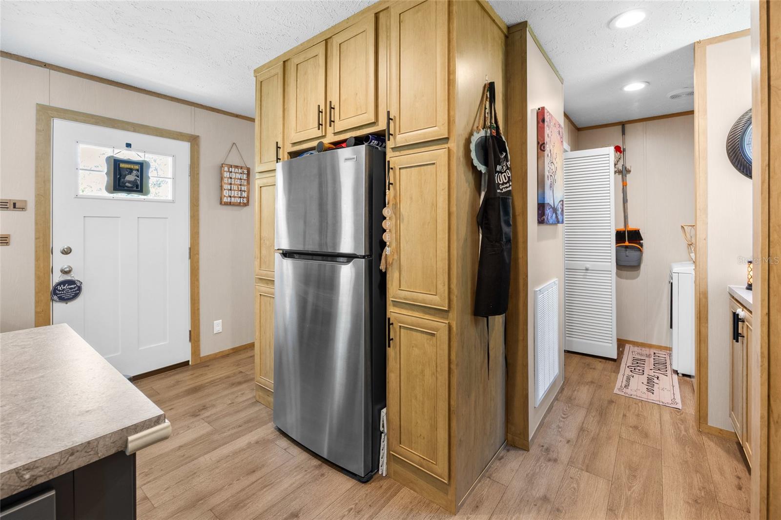 Image 8 of 23 For 8444 Jennifer Court
