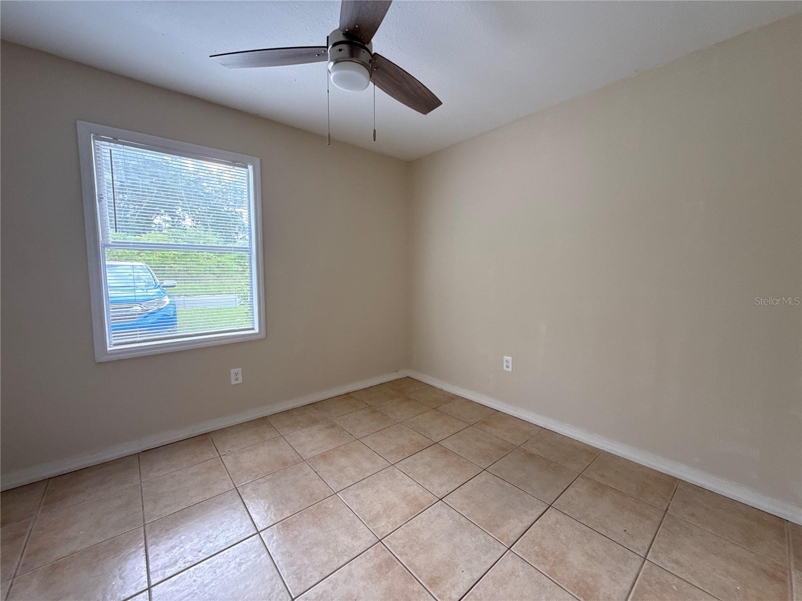 Image 11 of 13 For 1909 6th Street