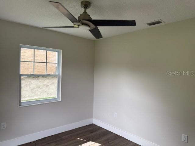 Image 17 of 32 For 616 Water Road