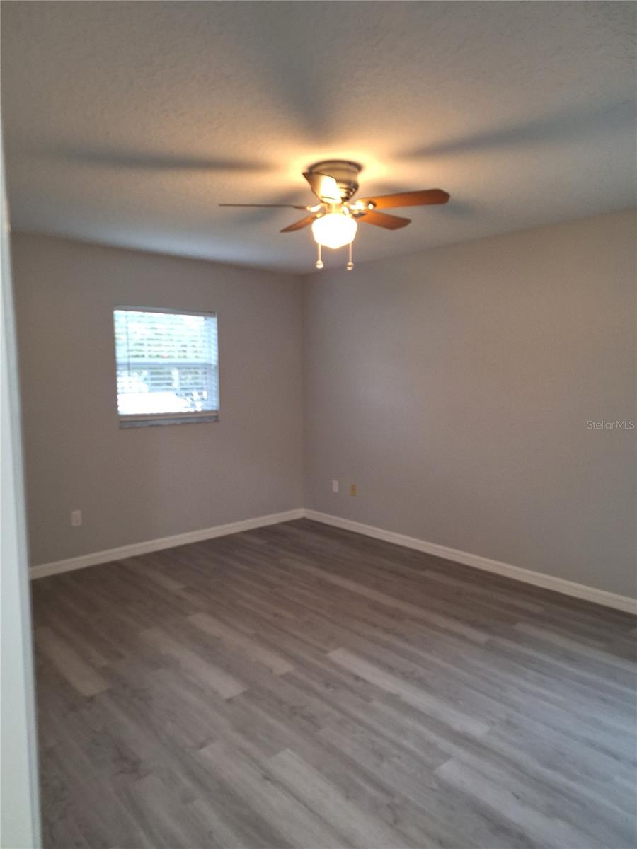 Image 10 of 25 For 4172 35th Avenue Road