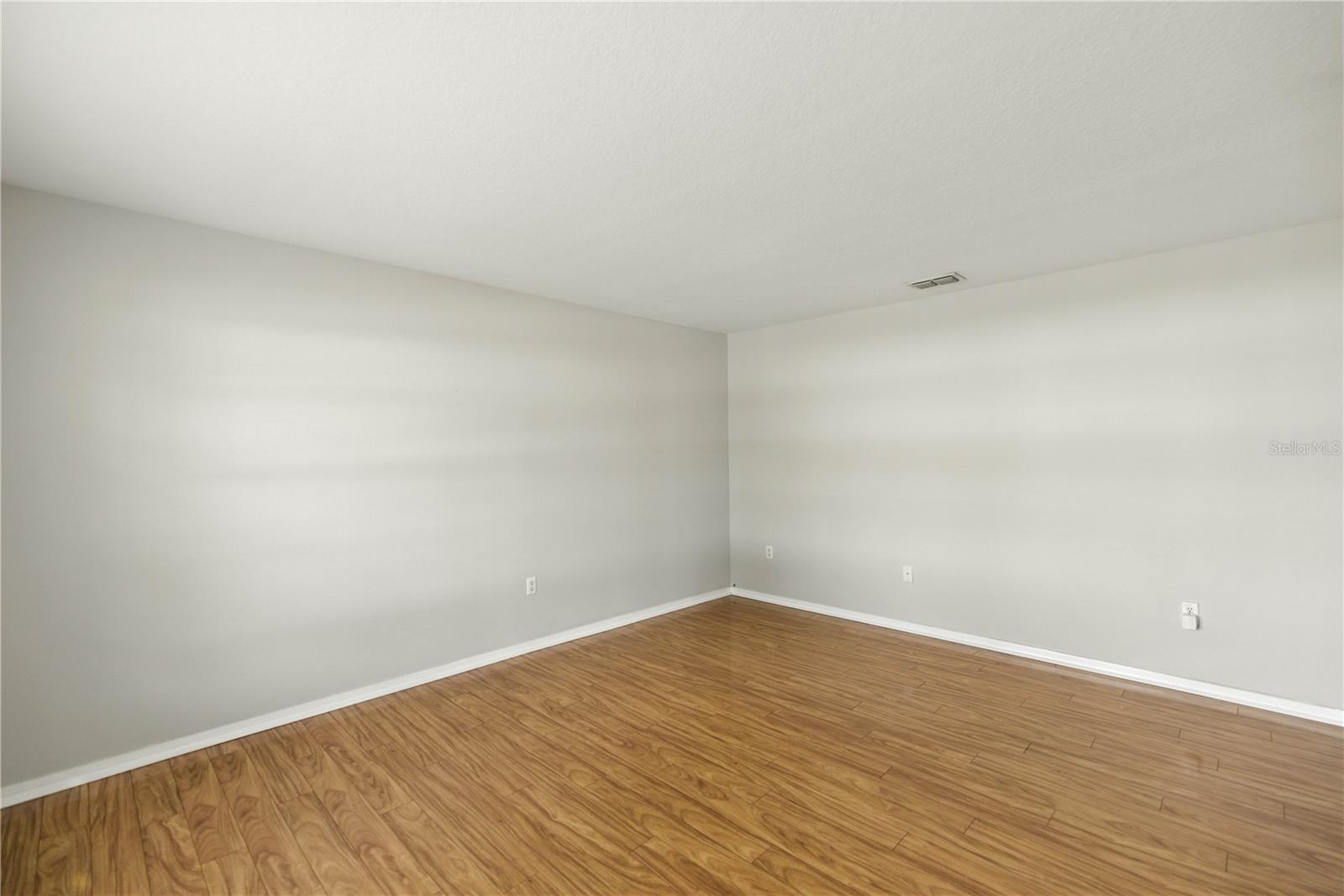 Image 4 of 34 For 3223 41st Avenue
