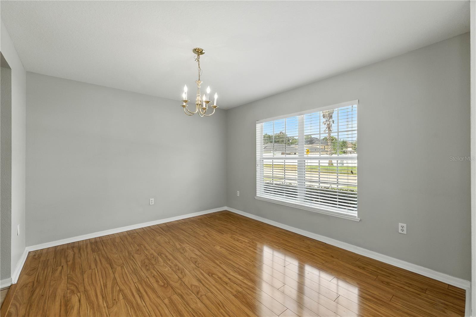Image 6 of 34 For 3223 41st Avenue